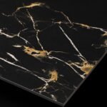 Placă PVC decorativă floare de aur negru - detaliu finisaj