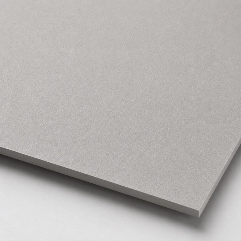 Placă PVC decorativă gri argintiu - detaliu finisaj
