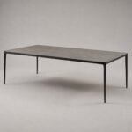 Masă de dining Slimline cu blat ceramic gri și cadru metalic integrat, imagine principală generată
