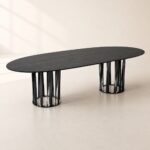 Masă de dining Cadenza cu blat oval și baze lamelare circulare, perspectivă alternativă generată
