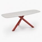 Masă de dining Rubra cu blat marmorat și bază tubulară tripodală, perspectivă alternativă generată
