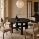 Masă de dining rotundă Minka din lemn ars cu bază tradițională cu traverse, ambient de dining generat