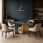 Masă de dining rotundă Arcus cu blat mineral albastru și bază geometrică mixtă, ambient de dining generat
