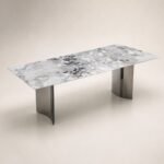 Masă de dining Vela cu blat marmorat deschis și baze metalice pliate, perspectivă alternativă generată