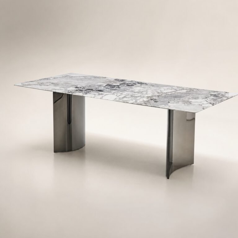 Masă de dining Vela cu blat marmorat deschis și baze metalice pliate, imagine principală generată