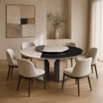 Masă de dining rotundă Monochroma cu blat mineral bicolor și soclu canelat dublu, ambient de dining generat