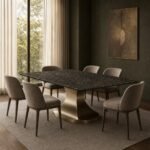 Masă de dining Ossidiana cu blat mineral negru și soclu concav din bronz – ambient de dining generat