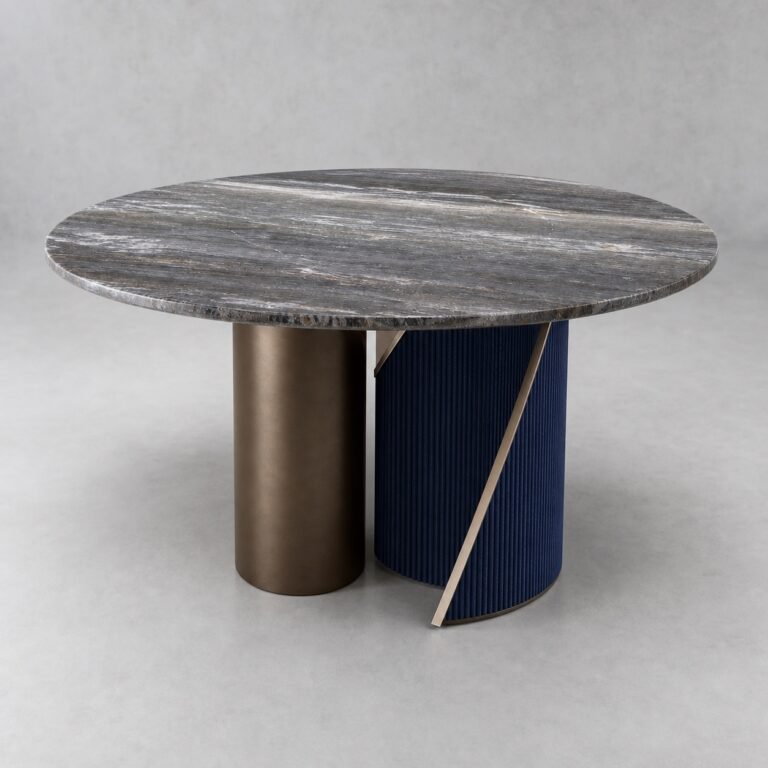Masă de dining rotundă Indigo cu blat mineral fumuriu și soclu bicolor striat – perspectivă alternativă generată