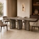 Masă de dining Terranova cu blat mineral brun și socluri tripartite – ambient de dining generat