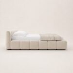 Pat tapițat modular Tufty, vedere laterală generată