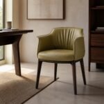 Scaun de dining tapițat Archibald, imagine ambientală generată