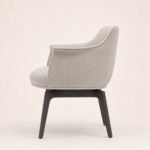 Scaun de dining tapițat Archibald, vedere laterală generată