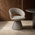 Fotoliu de dining sculptural Lena greige și taupe, imagine ambientală generată