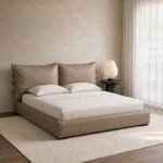 Pat tapițat Nathalie cu tăblie tip pernă și legături decorative, imagine ambientală generată