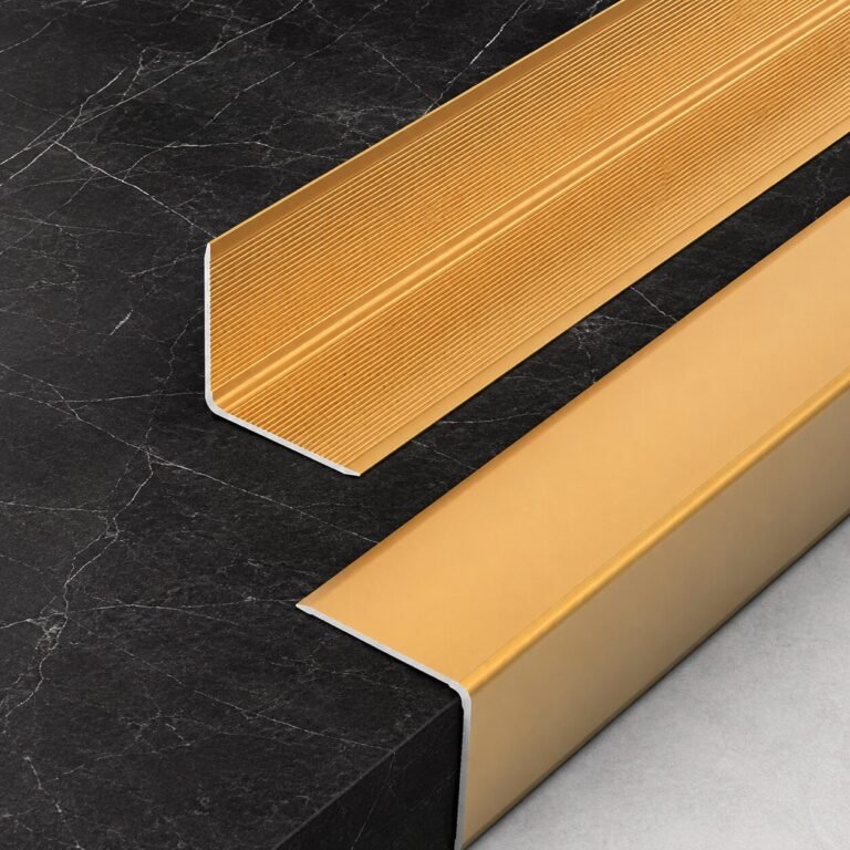 Profil metalic aur 3 x 3 cm 3 m - produs Dexin Construct