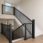 Balustradă cu bare verticale pentru scară